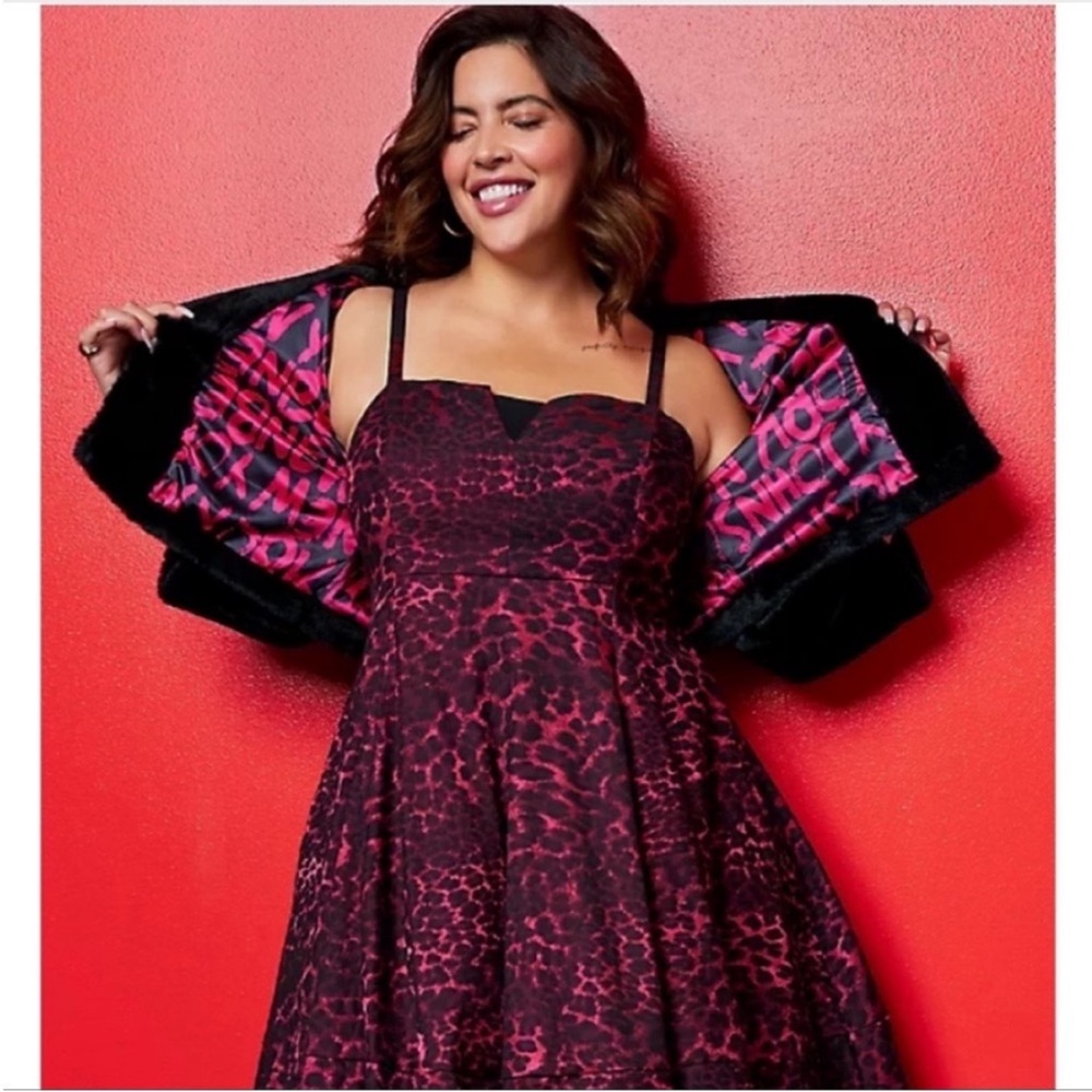 NWT torrid Betsey Johnson pink leopard babydoll pinup girl clothing style dress